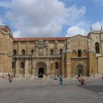 Basiliek van San Isidoro in León (CC BY-SA 3.0 - wiki)