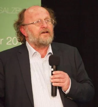 Klaus Schmidt tijdens de Monumentobeurs in Salzburg, 2014 (CC0 - wiki)