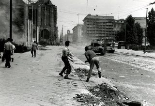 Arbeidersopstand in Oost-Berlijn, juni 1953 (Publiek Domein - wiki - CIA)