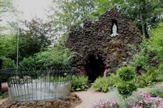 Lourdes-grot in Monschau (Foto Historiek)
