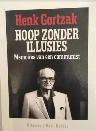 Autobiografie Henk Gortzak Bron: eigen foto.