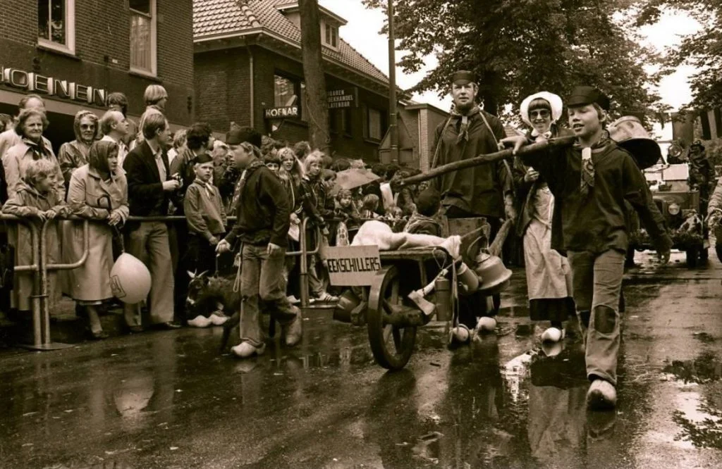 Reutemeteut tijdens een dorpsfeest in Lunteren (CC-BY-SA - Gemeente Ede)