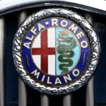 Alfa Romeo logo uit 1933 (CC BY 2.0 - Brian Snelson - wiki)