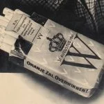 O.Z.O. - Oranje Zal Overwinnen op een pakje sigaretten (Publiek Domein - wiki)