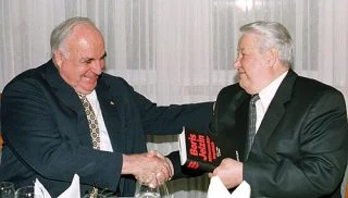 Helmut Kohl in 2000 met de Russische president Boris Jeltsin 