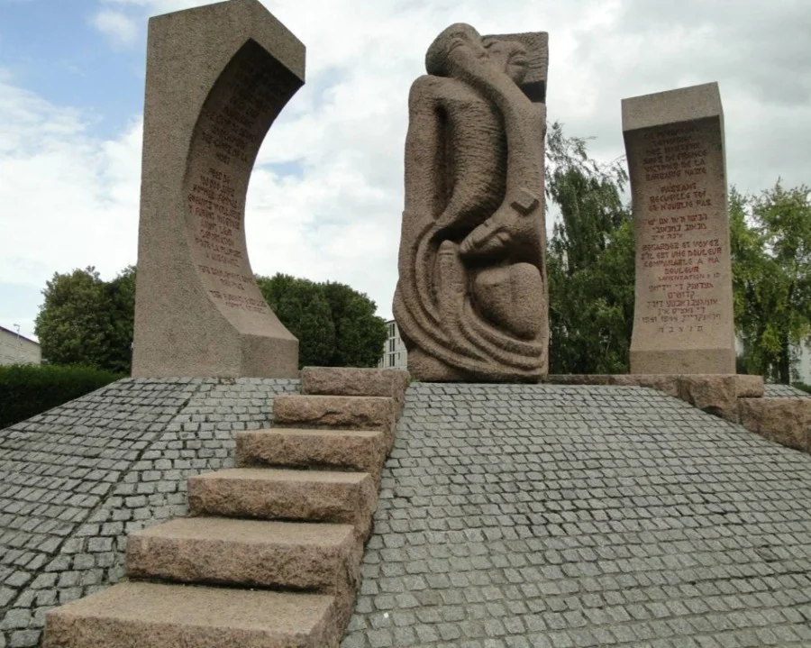 Monument ter ere van de slachtoffers