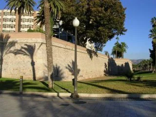 Muralla de Cartagena (Foto: Willem Peeters)