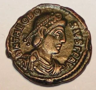 Munt met daarop de beeltenis van keizer Theodosius I