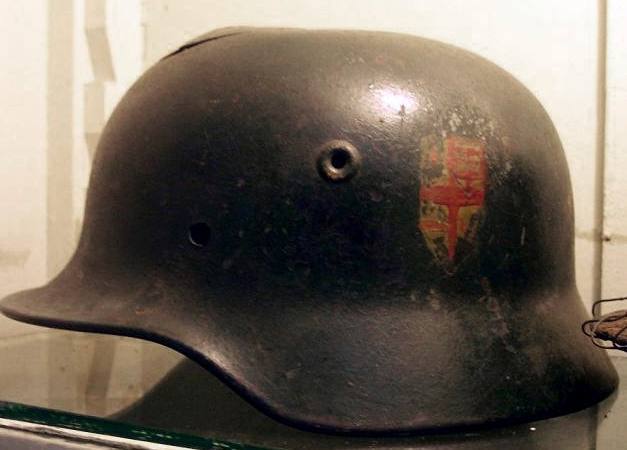 HEMA Duitse vergiethelmen en po-helmen | Historiek