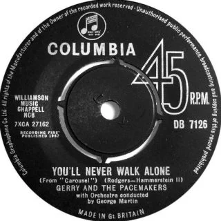 Gerry & The Pacemakers – You’ll Never Walk Alone 