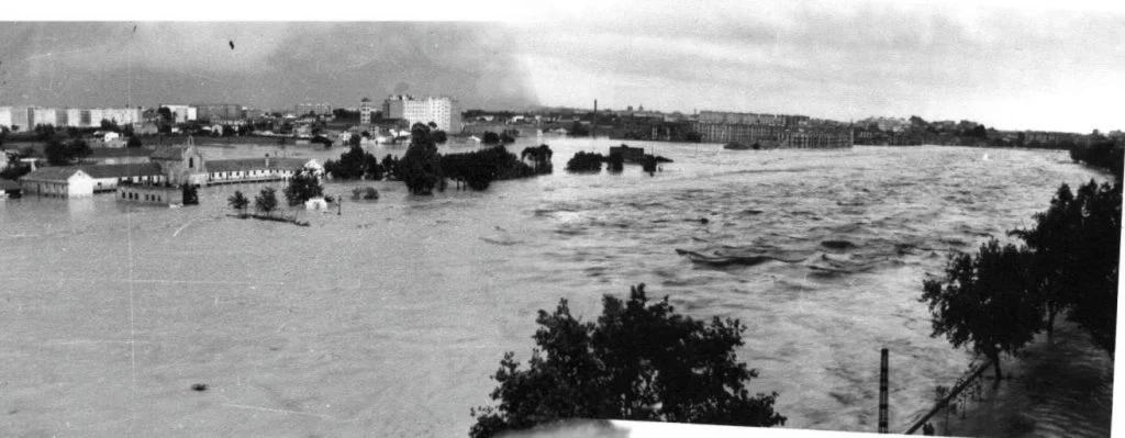 Valencia tijdens de overstroming van de Turia in 1957 