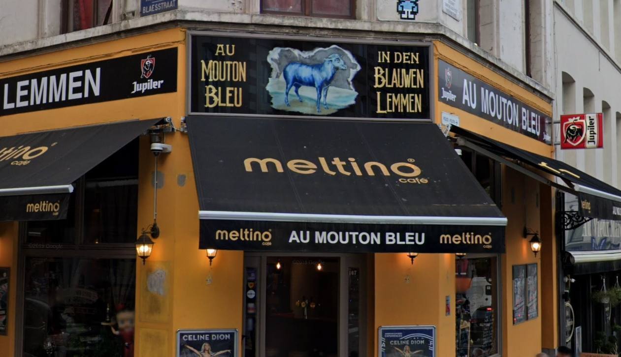 Het huidige café “In de Blauwe Lemmen”, op de hoek van de Blaesstraat en het Vossenplein in Brussel
