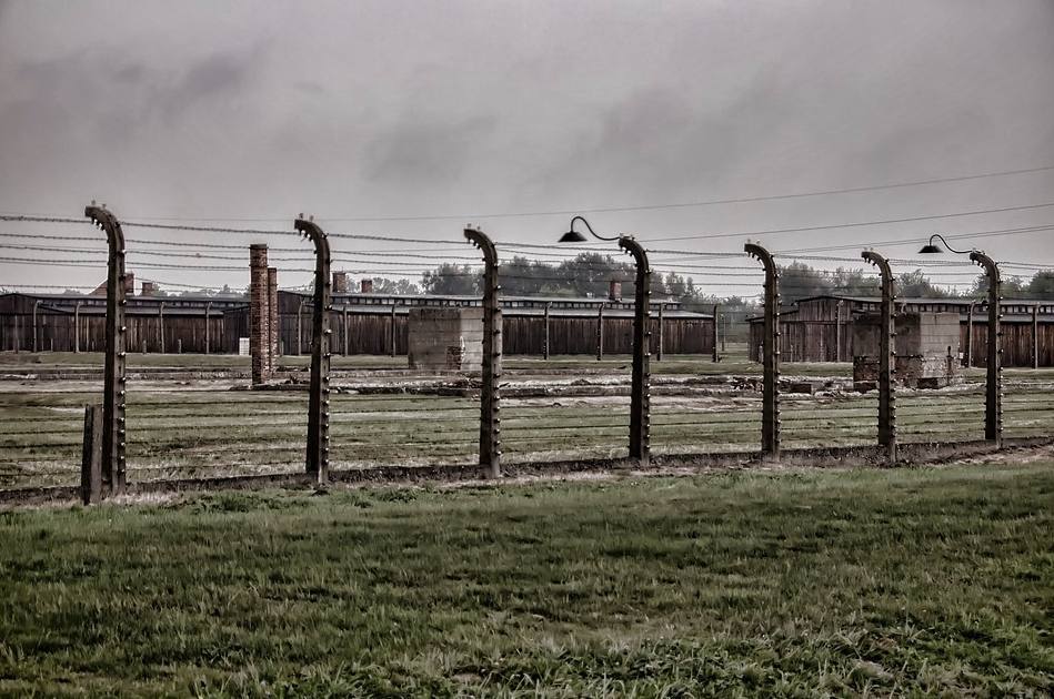 De Holocaust - Foto genomen bij het voormalige kampterrein van Auschwitz
