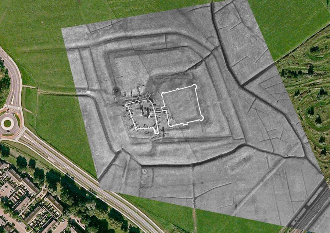 Luchtfoto van Oud Haerlem met rechts de nieuw ontdekte burchtstructuur