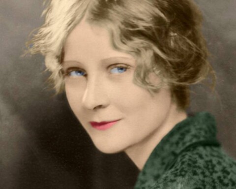 Peg Entwistle, 1929