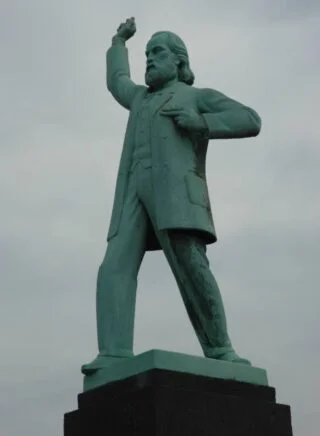 Standbeeld van Ferdinand Domela Nieuwenhuis op het Nassauplein in Amsterdam - Johan Polet