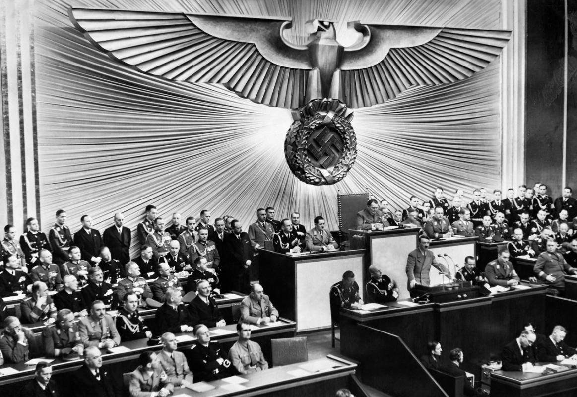 Hitler geeft een toespraak in de Duitse Rijksdag, 1939