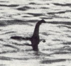 Foto uit 1934 waarop het monster van Loch Ness te zien zou zijn