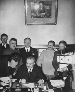 Ondertekening van het Molotov-Ribbentroppact