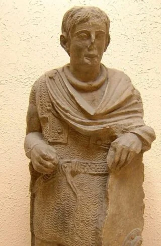 De Gallische krijger uit Vachères (kopie uit het Museo nazionale della civiltà romana, Rome)