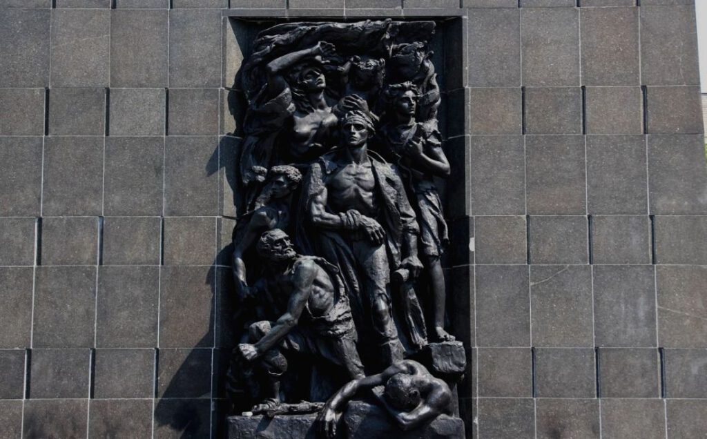 Monument ter herinnering aan de Opstand in het Getto van Warschau