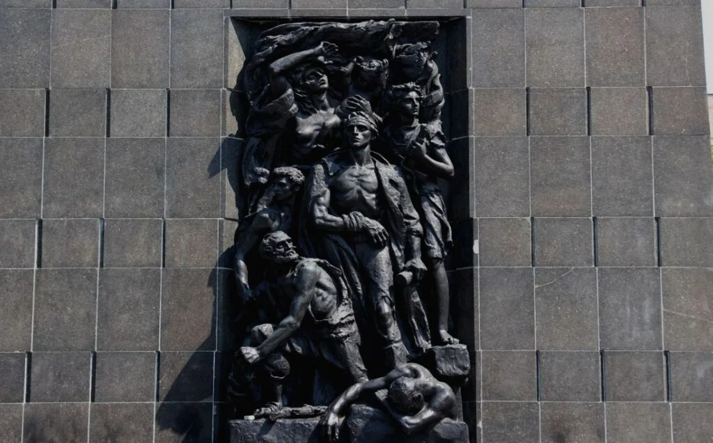 Monument ter herinnering aan de Opstand in het Getto van Warschau