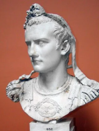 Buste van Caligula
