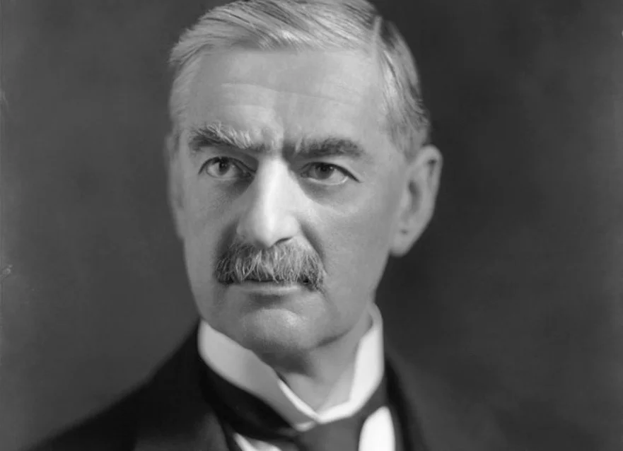 Portret van Neville Chamberlain