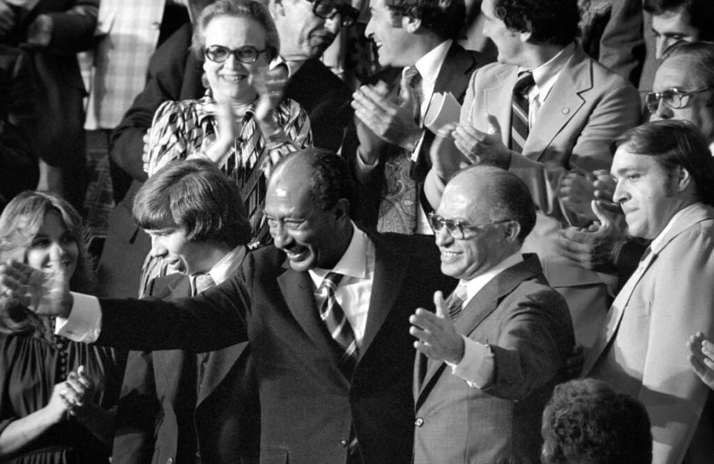 Anwar Sadat en Menachem Begin, 18 September 1978 - Foto: Warren K. Leffer