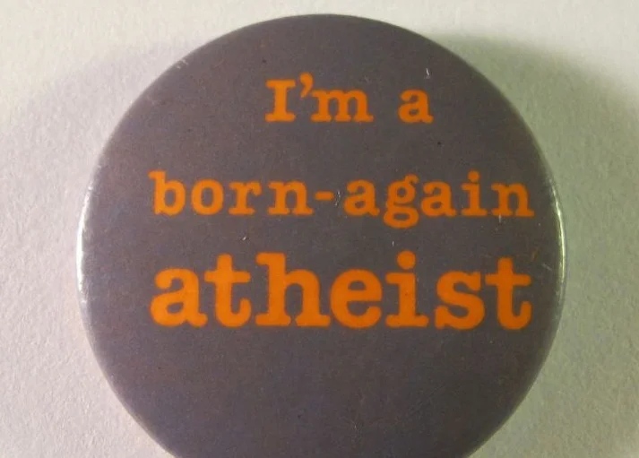 Button van een overtuigd atheïst