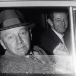 Koekoek en Adams in de auto na afloop van het debat in de Eerste Kamer, 4 oktober 1966