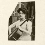 Regina Grelinger in 1911 als lid van het ‘Haagsch Trio’