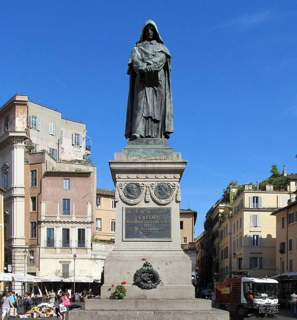 Standbeeld van Giordano Bruno op de plek waar hij werd gedood