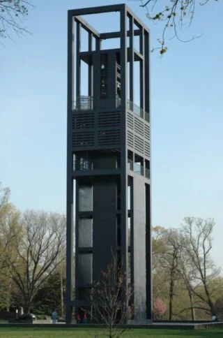 Netherlands Carillon, klokkentoren