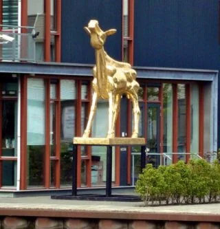 Beeld van een Gouden Kalf in Utrecht 