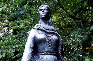 Standbeeld van Grace O’Malley in Ierland
