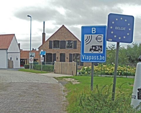 De grensovergang van Nederland naar België - ter hoogte van Middelburg
