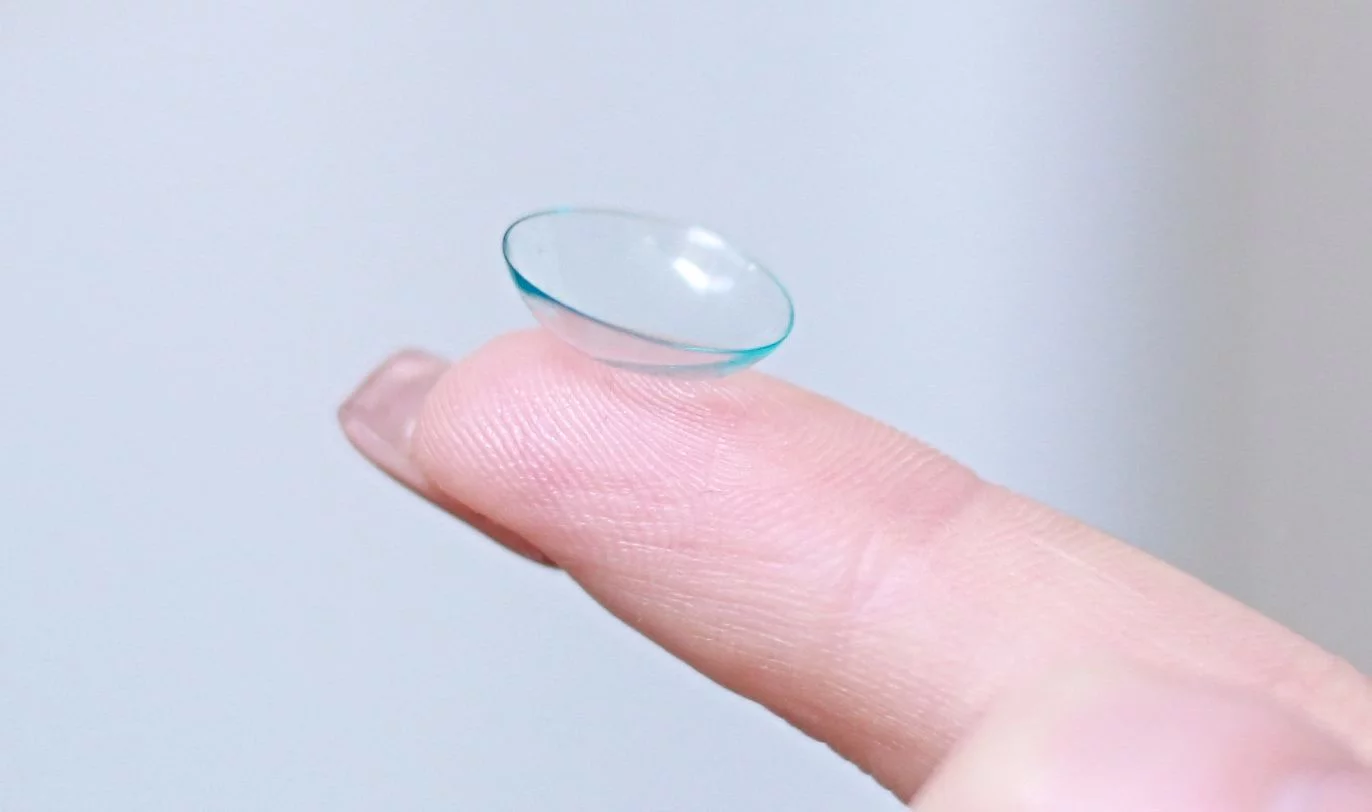 Een contactlens