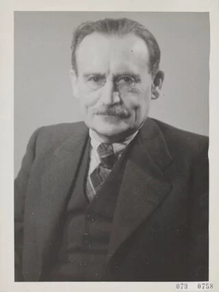 Willem Drees als minister in 1946