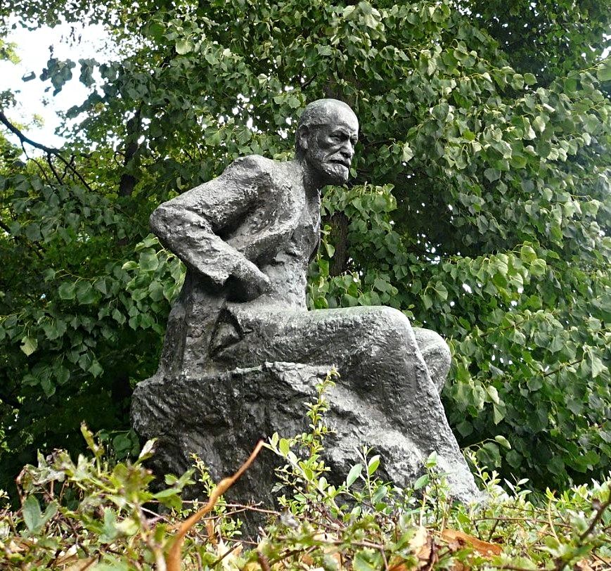 Beeld van Sigmund Freud in Hampstead, London