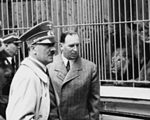 Hitler in de dierentuin van Nuremberg, 2 mei 1939