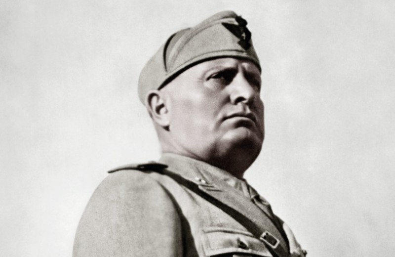Benito Mussolini. Fragment uit de cover.