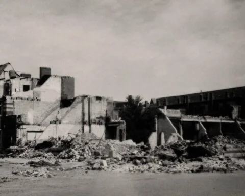 Euterpestraat na het Engelse bombardement van 26 november 1944