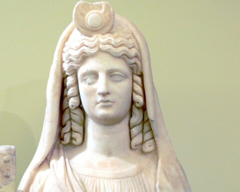 Beeld van Isis-Persephone