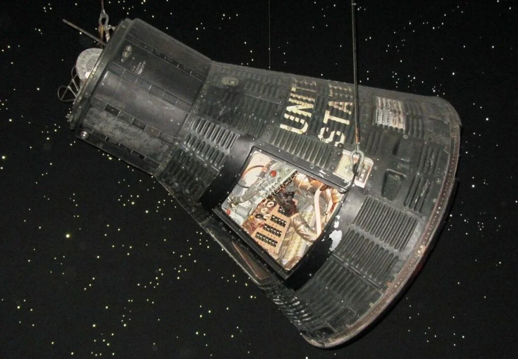 Ruimtecapsule “Faith 7”, tegenwoordig te zien in het Space Center Houston