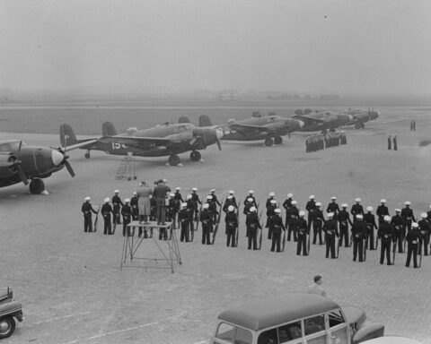 Aankomst Harpoons vliegtuig op Valkenburg, 6 september 1951