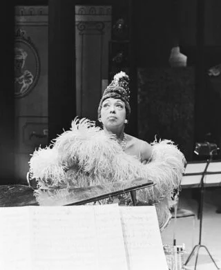 Oudejaarsshow van Joséphine Baker in Carré