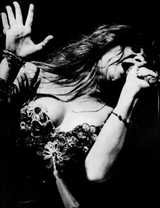Janis Joplin tijdens een optreden in 1968