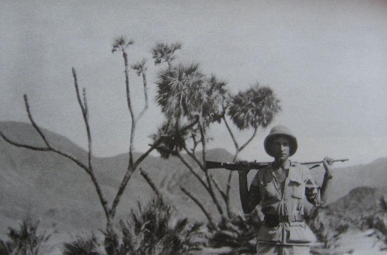 Wilfred Thesiger tijdens een van zijn reizen naar Afrika, 1934
