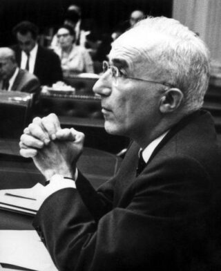 Justitie-minister Carel Polak in de Tweede Kamer, oktober 1969 